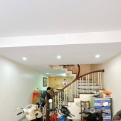 Bán nhà 5 tầng, 48,5 M2, mặt tiền 4M, gara oto - hồ điều hòa Bồ Đề, Long Biên, Hà Nội